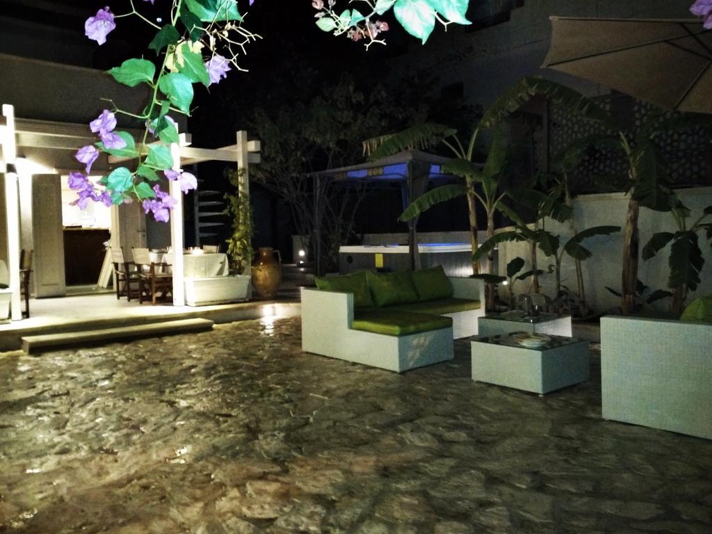 Mina Accomodation โตรเปอา ภายนอก รูปภาพ