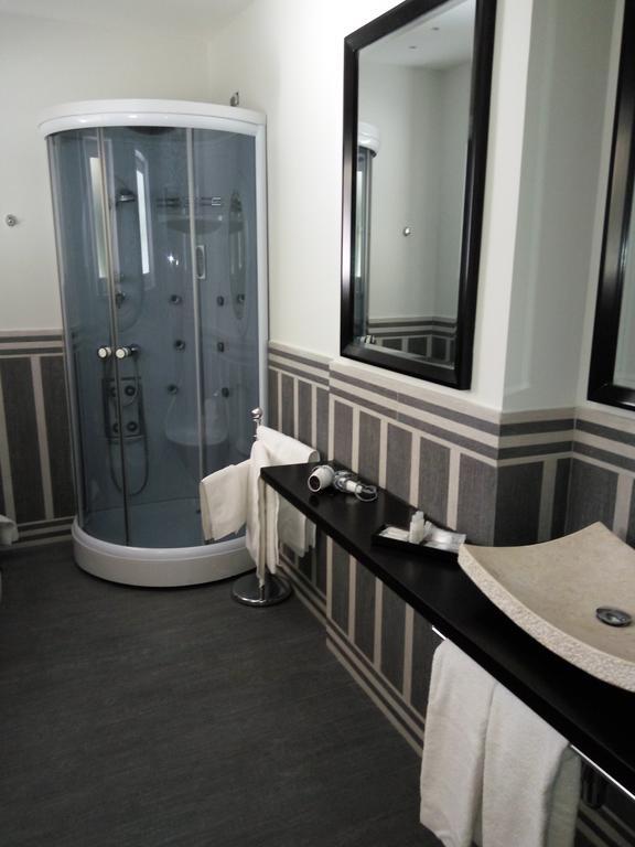 Mina Accomodation โตรเปอา ภายนอก รูปภาพ