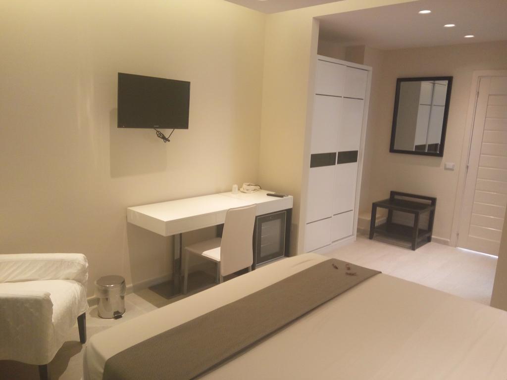 Mina Accomodation โตรเปอา ภายนอก รูปภาพ